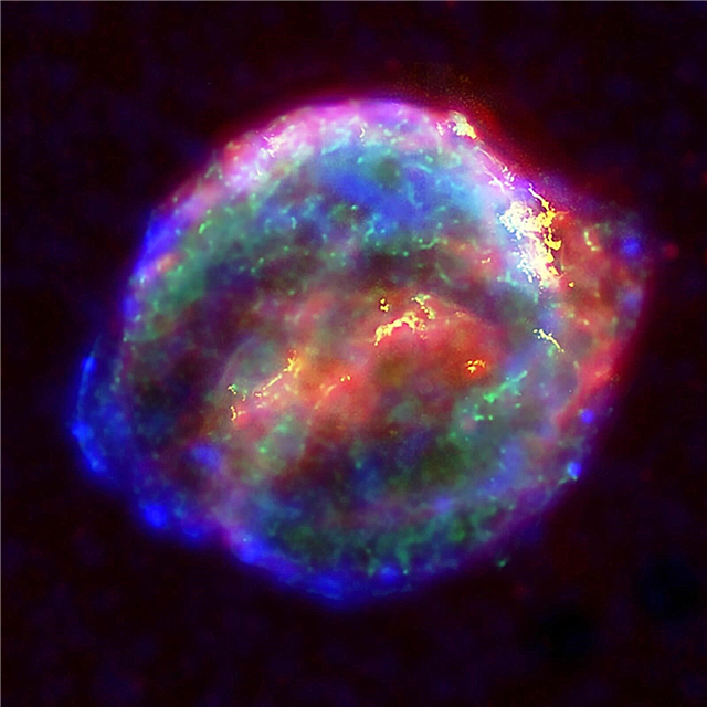 Nabijgelegen Supernova's overgoten aarde met ijzer