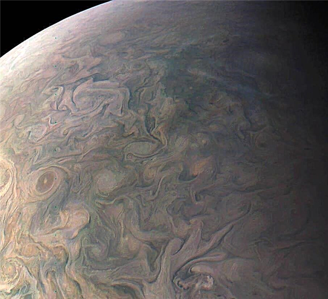 Juno je pravkar posnel eno najboljših slik Jupitra