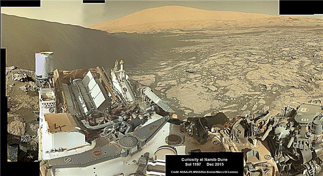Curiosity comemora o Natal no Red Planet Paradise em Namib Dune com o primeiro auto-retrato Mastcam