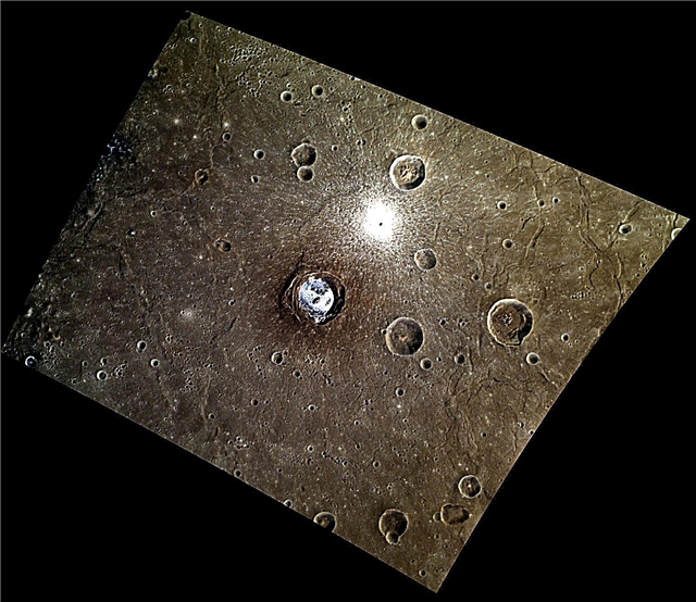 Le cratère de mercure confus semble glacé, mais peut être une preuve d'évaporation