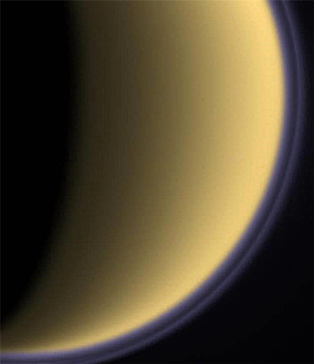 La nave espacial Cassini que rodea a Saturno se conecta a los mares de Titán la próxima semana